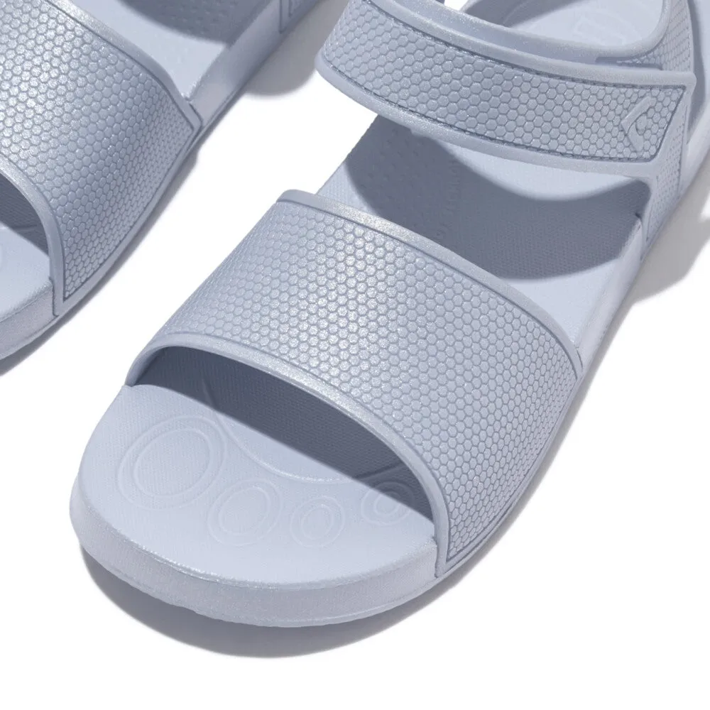 รองเท้าแตะแบบรัดส้น เด็ก รุ่น iQUSHION KIDS JUNIOR PEARLIZED ERGONOMIC BACK-STRAP SANDALS