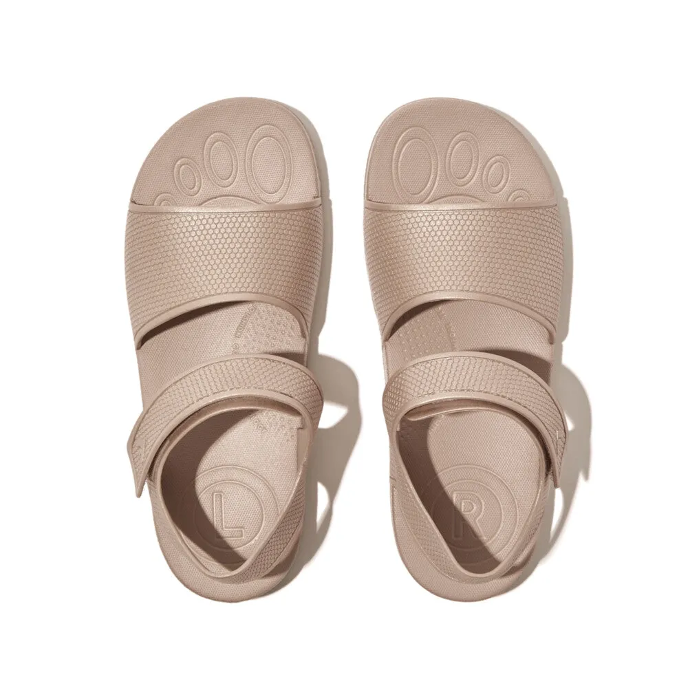 รองเท้าแตะแบบรัดส้น เด็ก รุ่น iQUSHION KIDS JUNIOR SHIMMER ERGONOMIC BACK-STRAP SANDALS