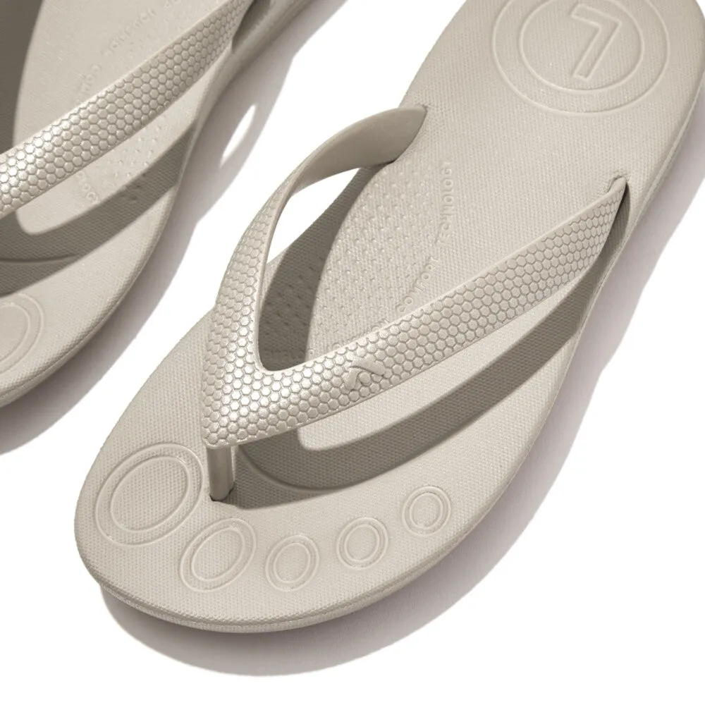 รองเท้าแตะ เด็ก รุ่น iQUSHION KIDS JUNIOR SHIMMER ERGONOMIC FLIP-FLOPS