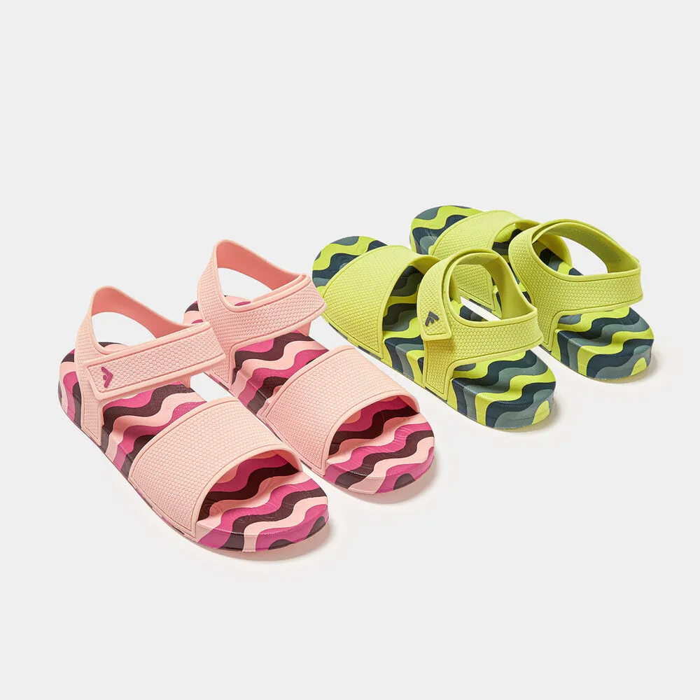 รองเท้าแตะแบบรัดส้น เด็ก รุ่น iQUSHION KIDS JUNIOR WAVE-PRINT ERGONOMIC BACK-STRAP SANDALS