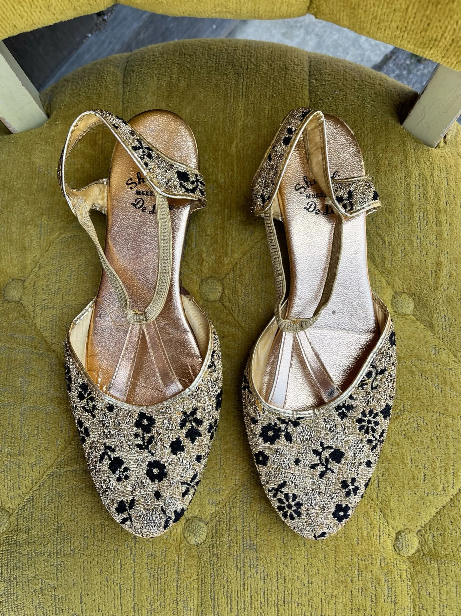 1960s Gold Lamé Flats