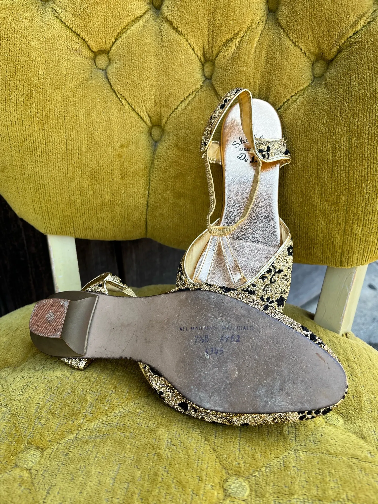 1960s Gold Lamé Flats