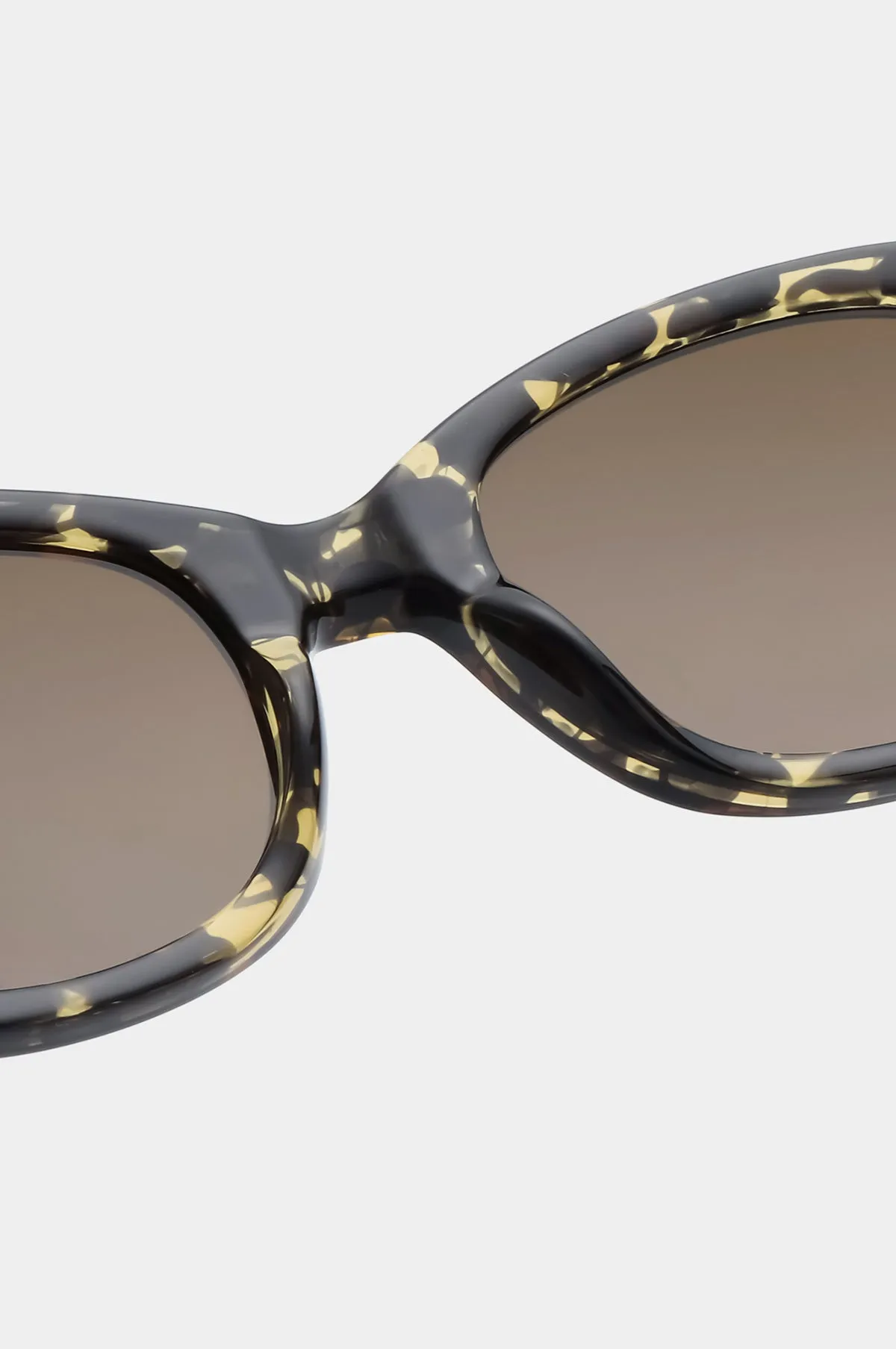 Anma Sunglasses Black/Yellow Tortoise