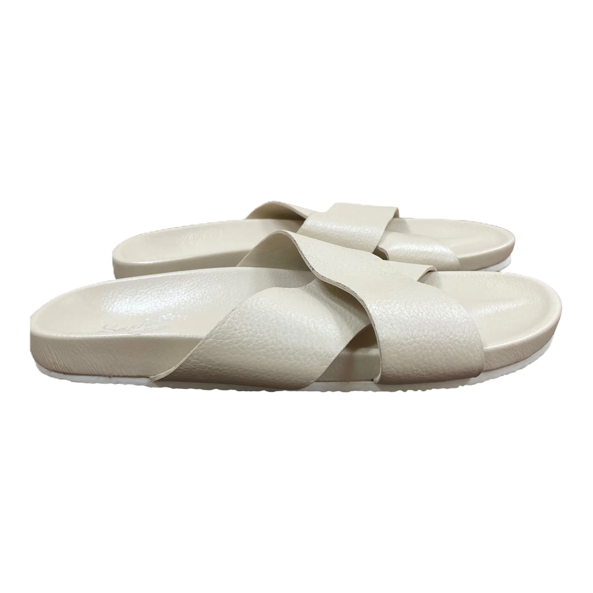 Cream Sandals Flats By Seychelles, Size: 9