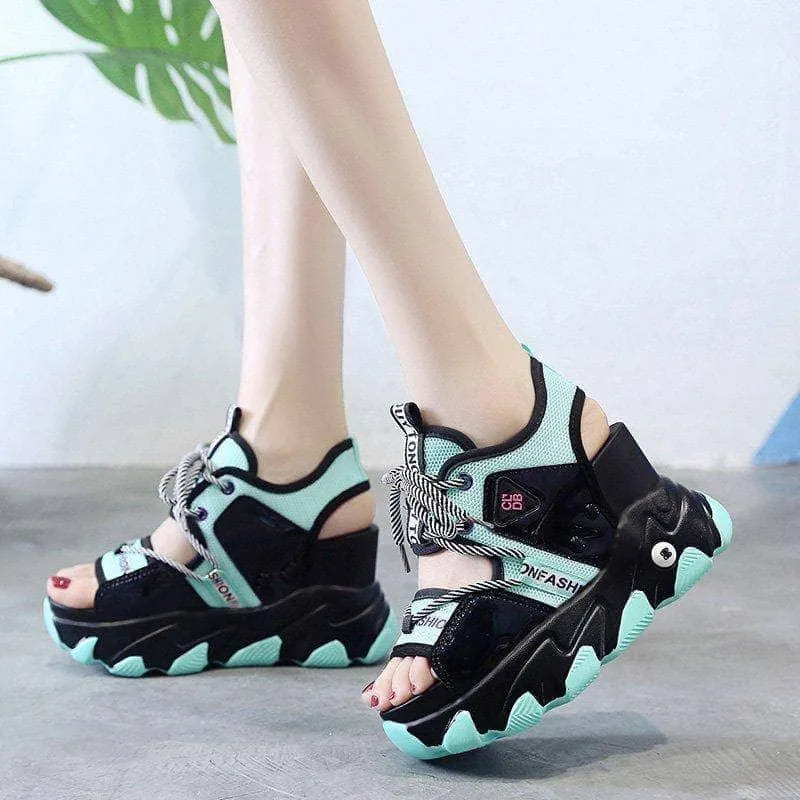 Gorus Platform Sandals