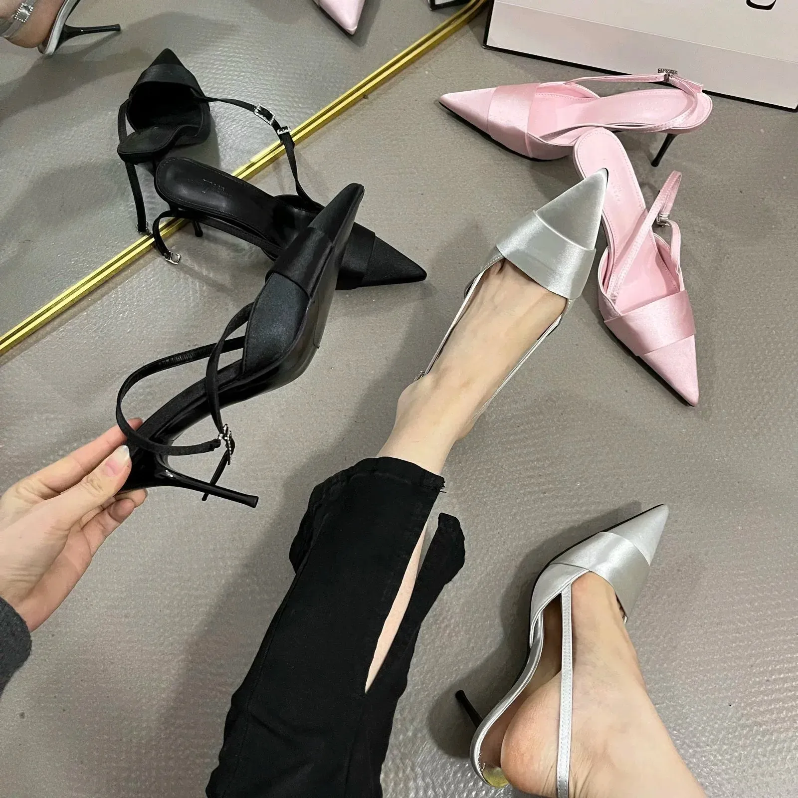 Hnzxzm Sandals Women High Heels Shoes Fashion Summer Slippers New Pointed Toe Sexy Dress Wedding Pumps Slingback