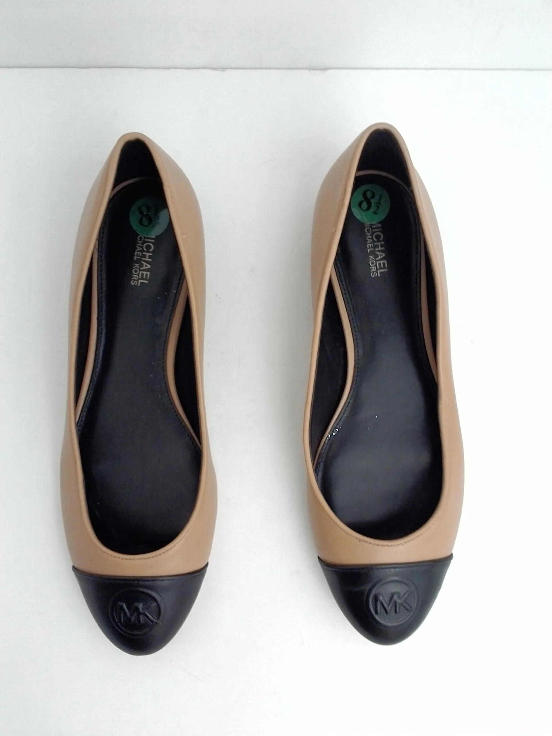 Michael Kors Women's Nude/Black Flats Size 8.5 M