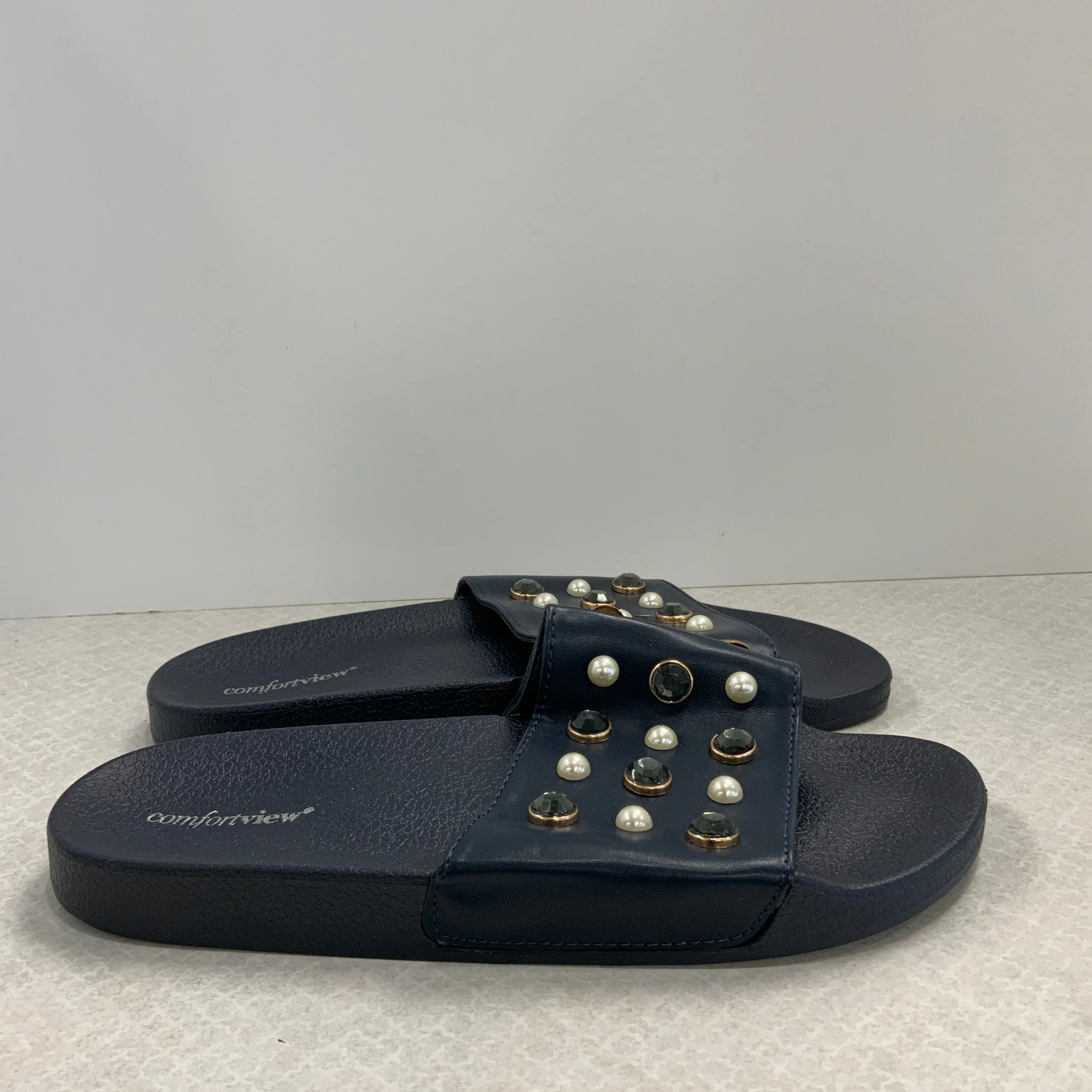 Navy Sandals Flats Comfortview, Size 10