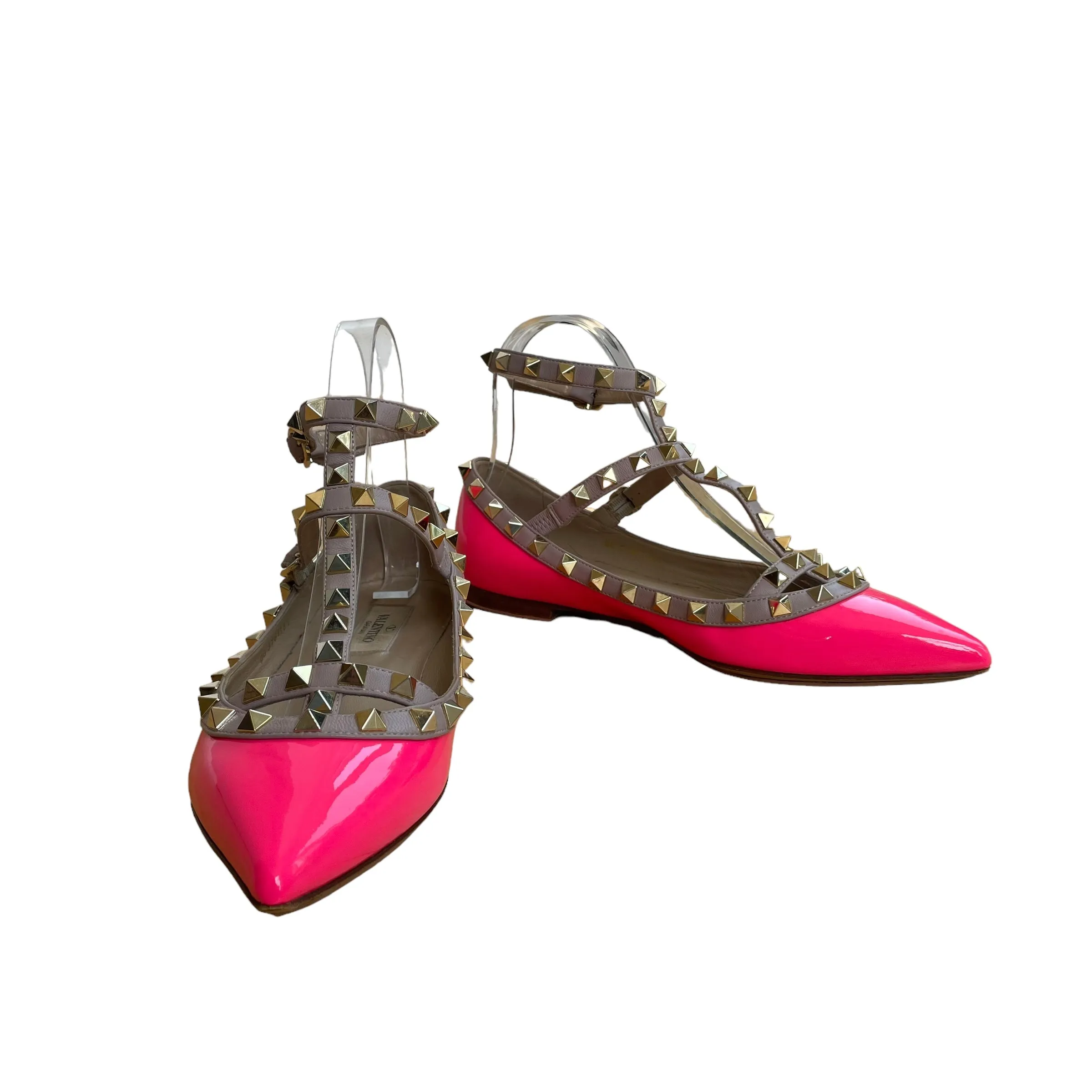 Neon Pink Rockstud Flats - 6.5