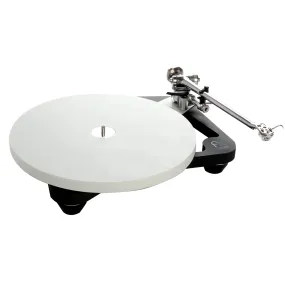 Rega OPEN BOX Planar 10 Turntable - Apheta 3 Cartridge - Excellent Condition