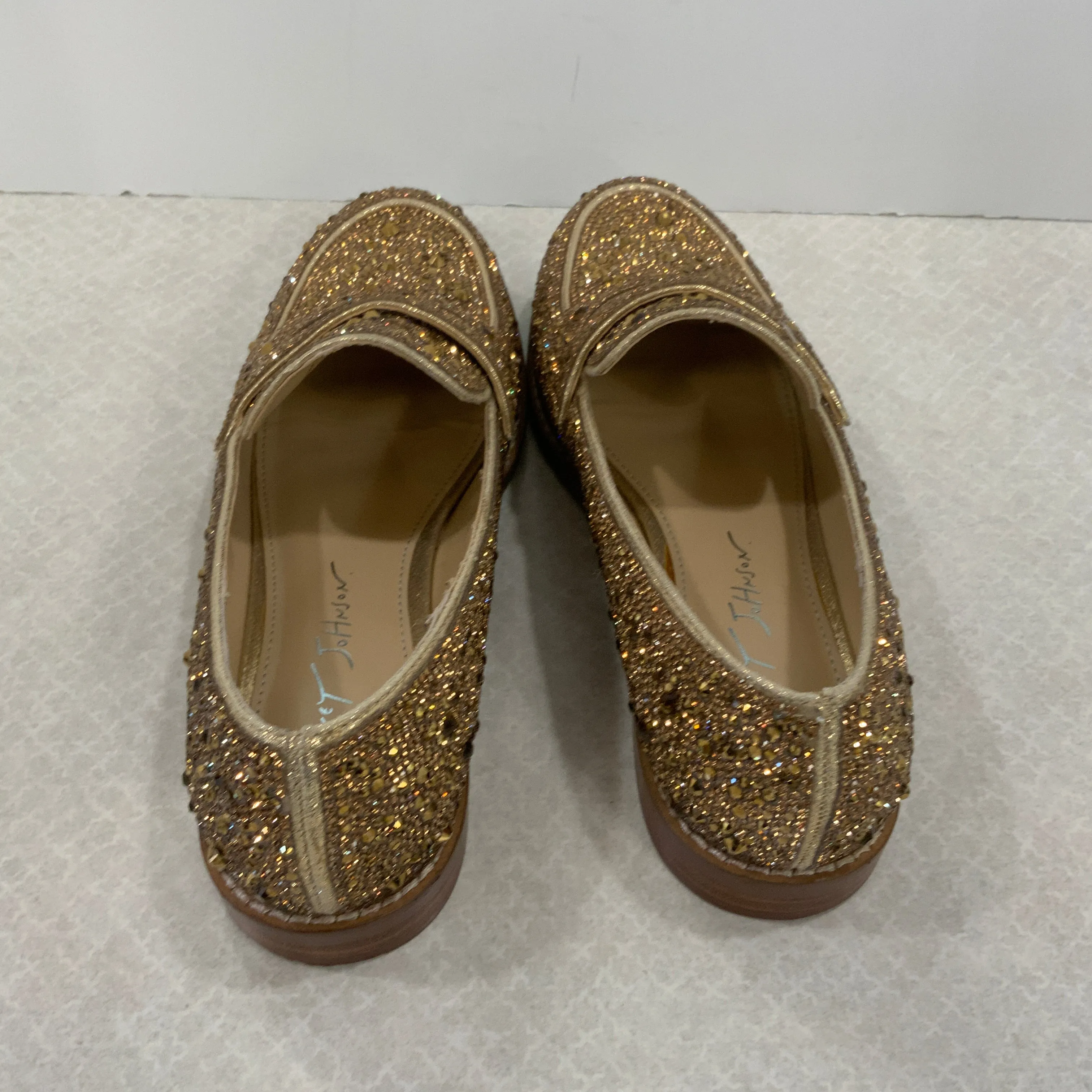 Shoes Flats By Betsey Johnson In Gold, Size: 7.5