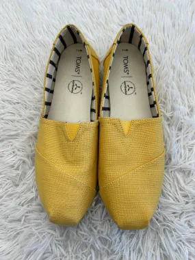 Shoes Flats Mule & Slide By Toms In Yellow, Size: 11