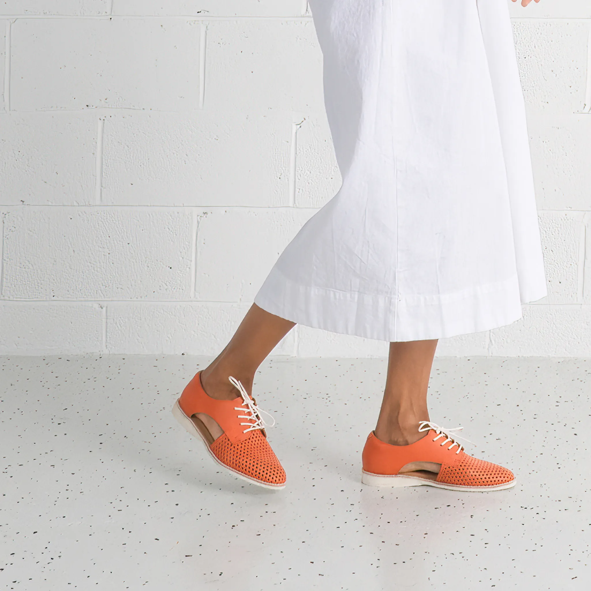 Sidecut Punch Tangerine Leather Lace Up Flats