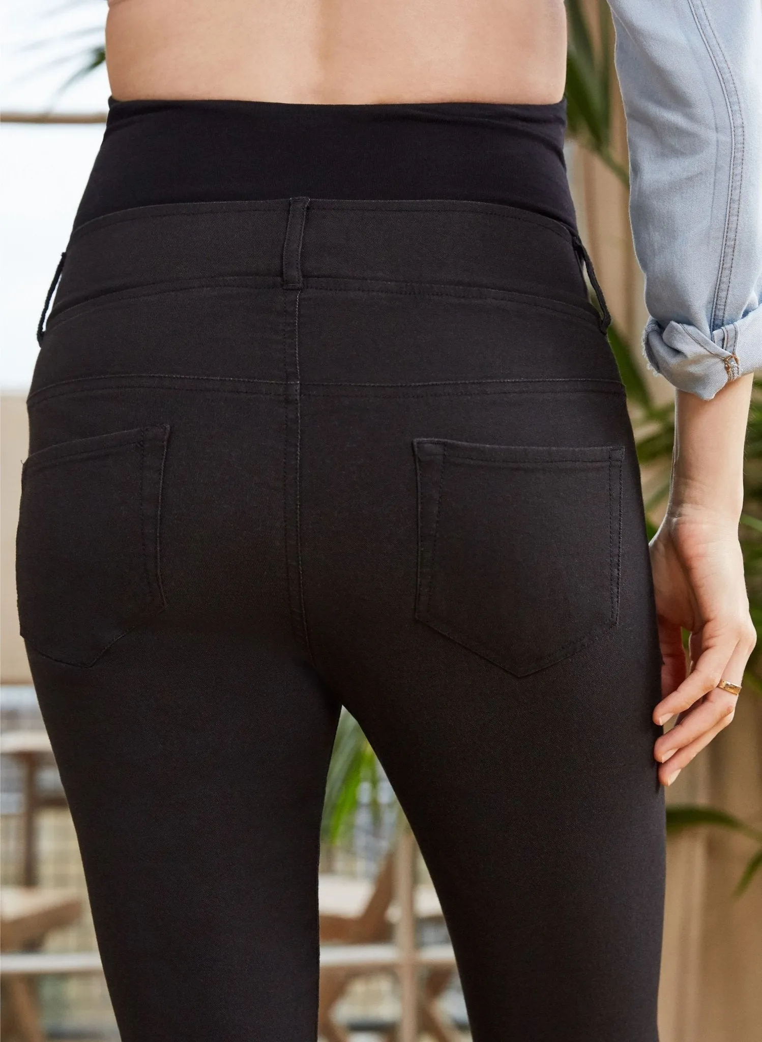 Super Stretch Maternity Skinny Jeans - Black